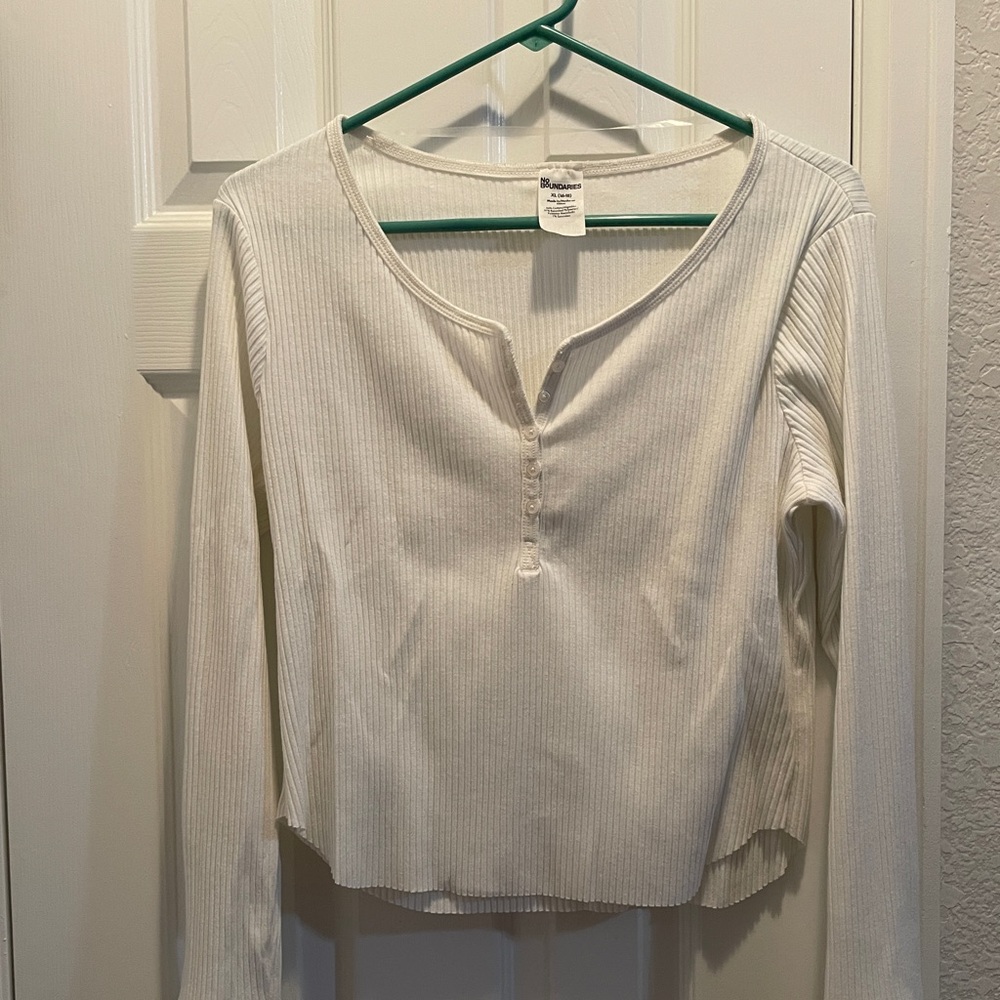 🦋Women's cream colored Ribbed Long Sleeve crop Top